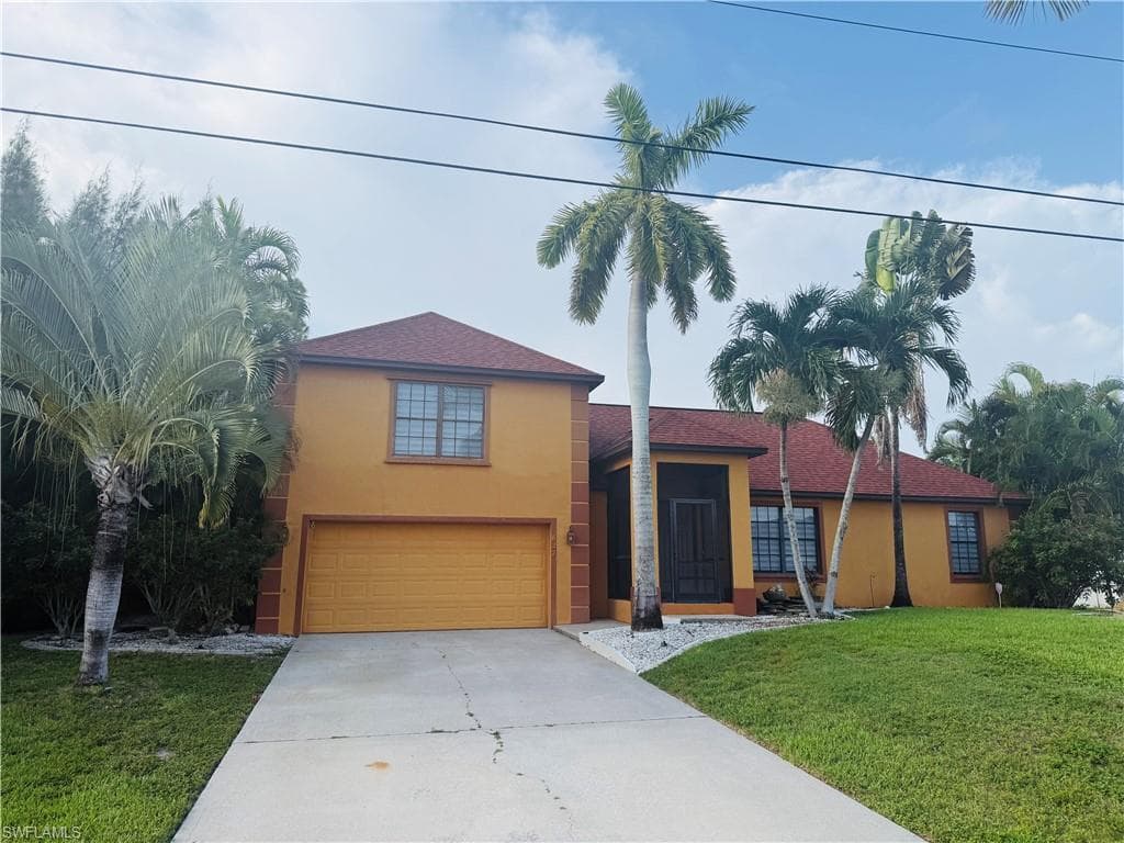 827 SW 24th ST CAPE CORAL, FL 33991