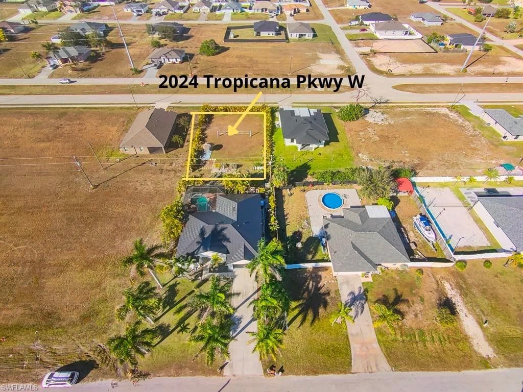 2024 Tropicana PKWY W CAPE CORAL, FL 33993