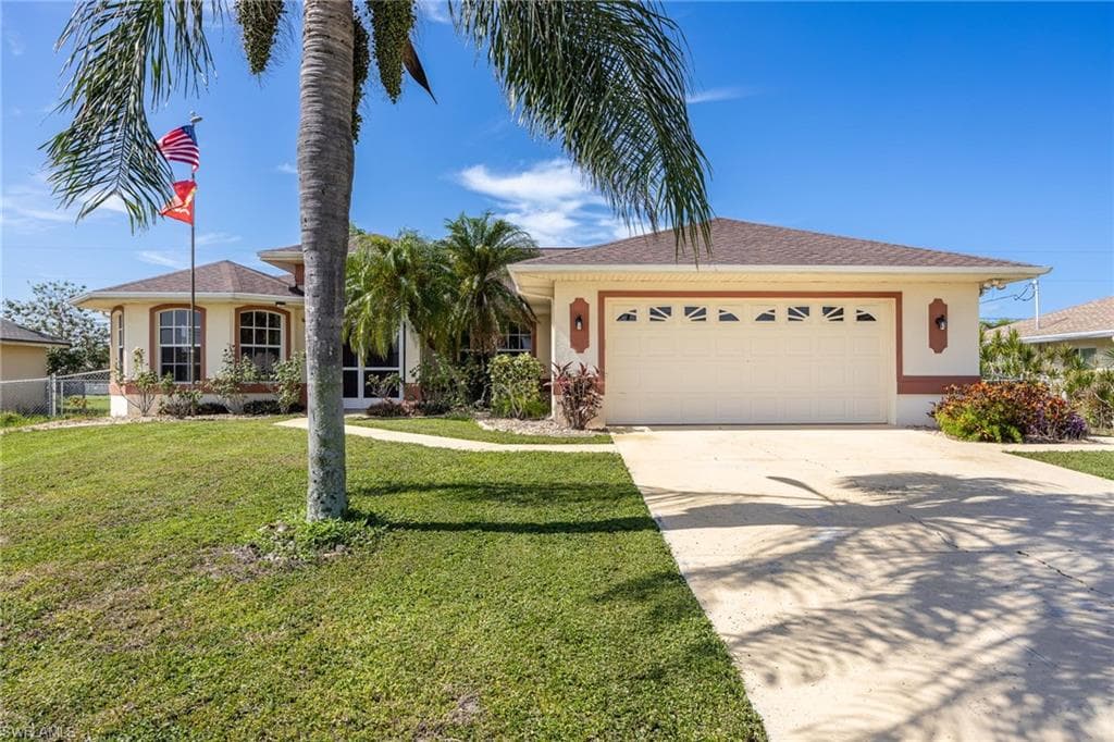 1132 SE 32nd TER CAPE CORAL, FL 33904