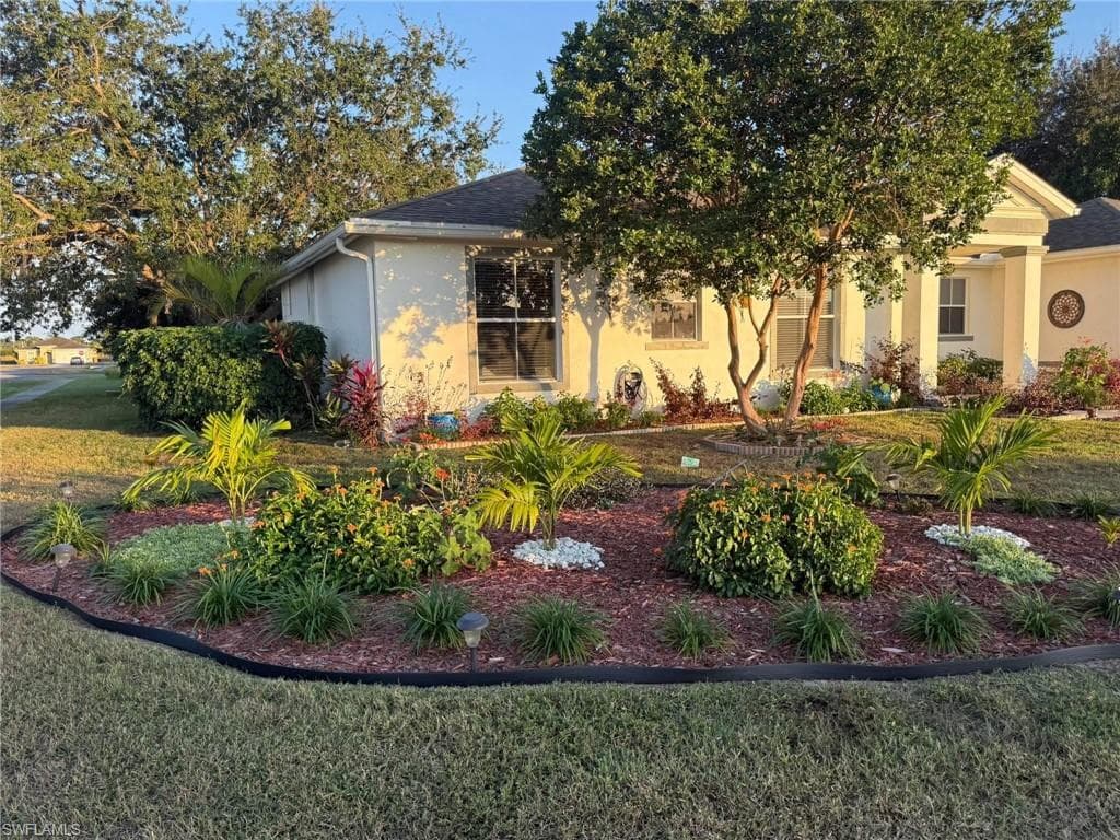 265 Justene CIR W LEHIGH ACRES, FL 33972