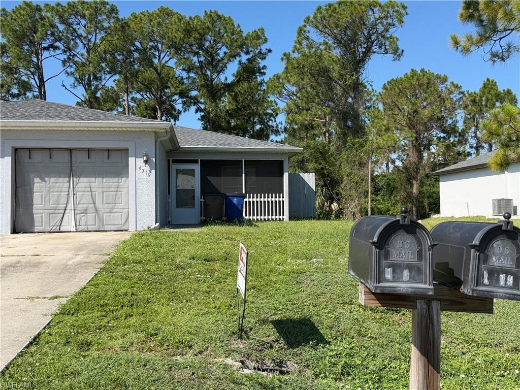 4719 22nd ST SW LEHIGH ACRES, FL 33973