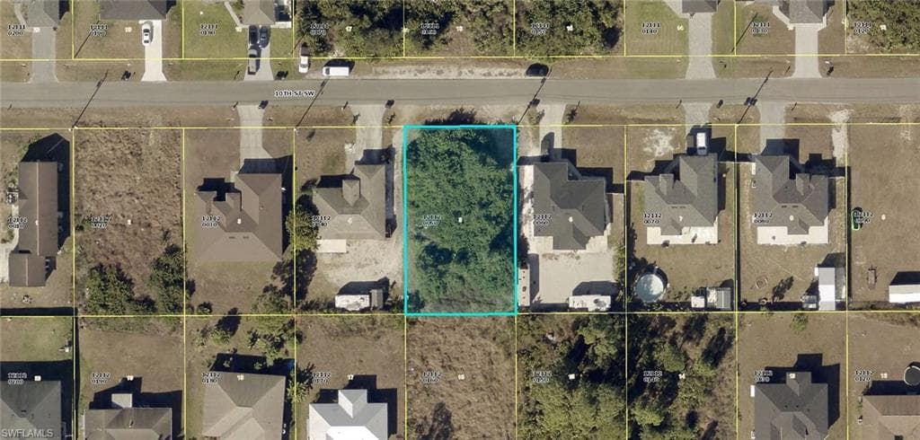 2611 10th ST SW LEHIGH ACRES, FL 33976
