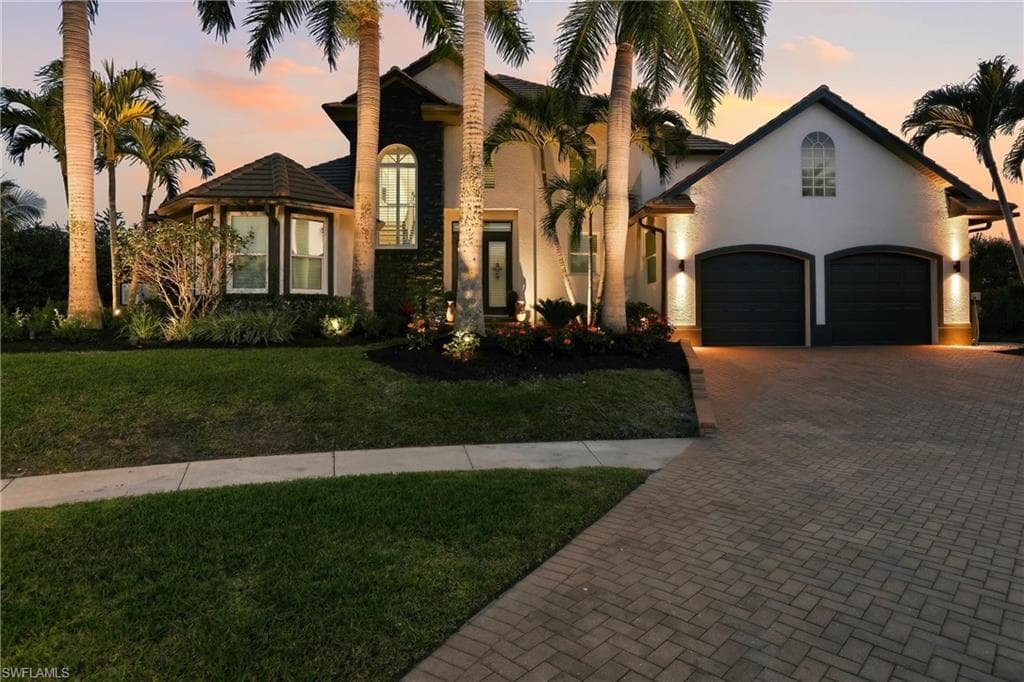 1045 Cottonwood CT MARCO ISLAND, FL 34145