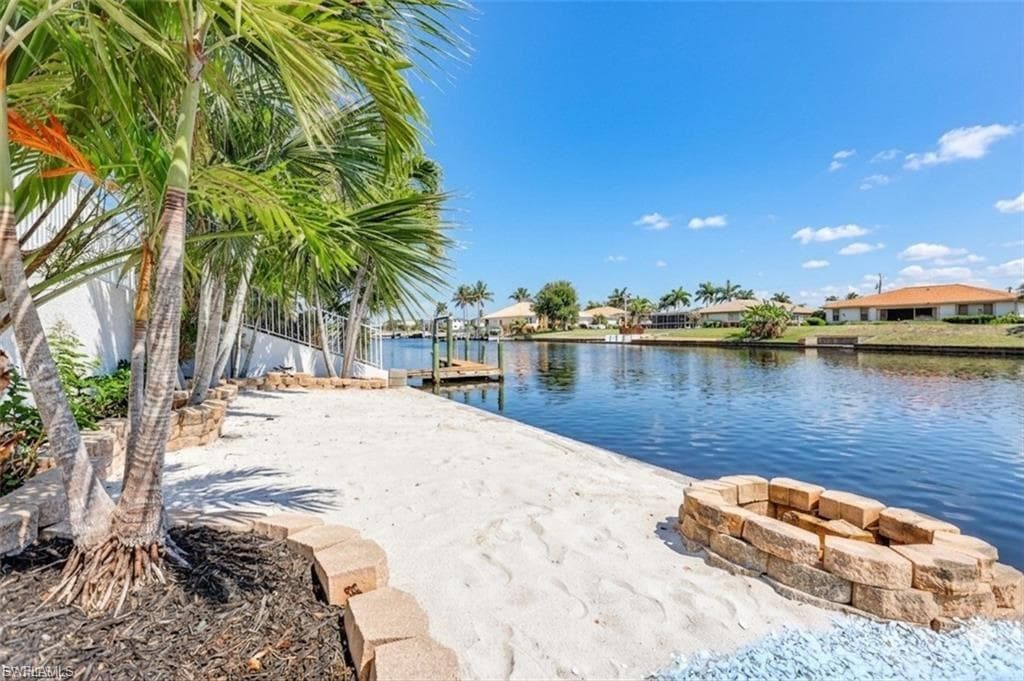 920 E Archer PKWY CAPE CORAL, FL 33904