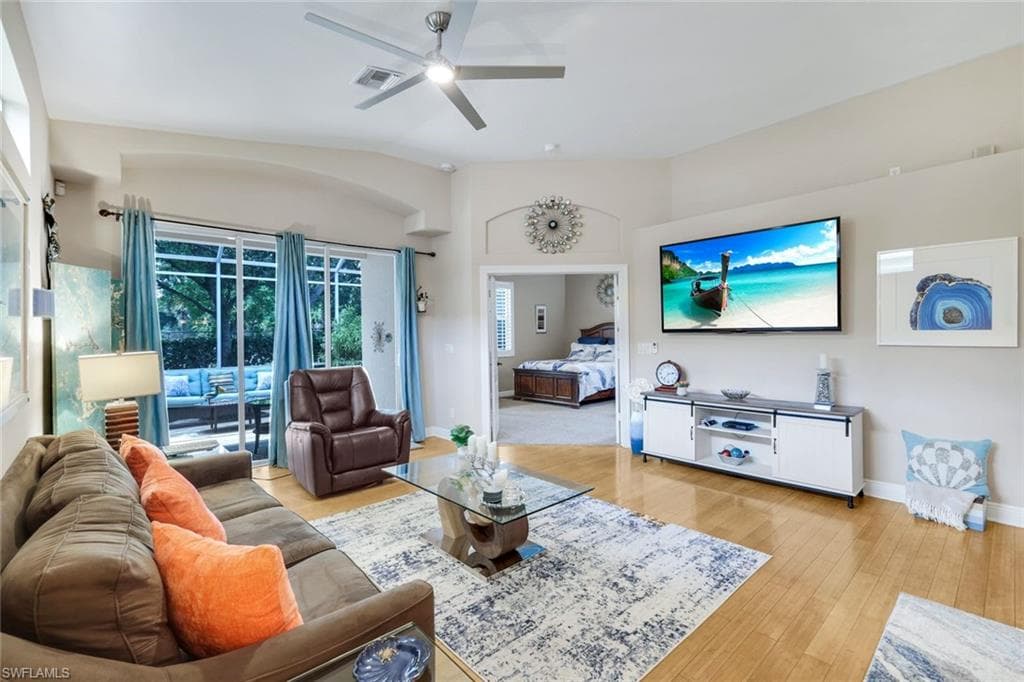 8683 Ibis Cove CIR NAPLES, FL 34119