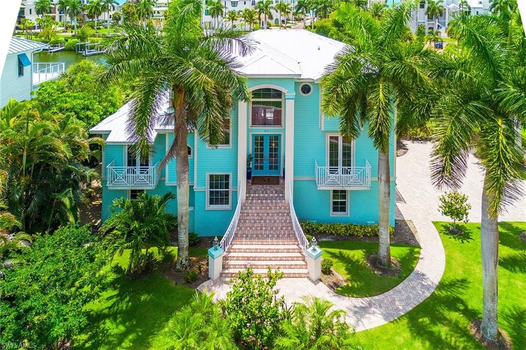 98 Southport CV BONITA SPRINGS, FL 34134