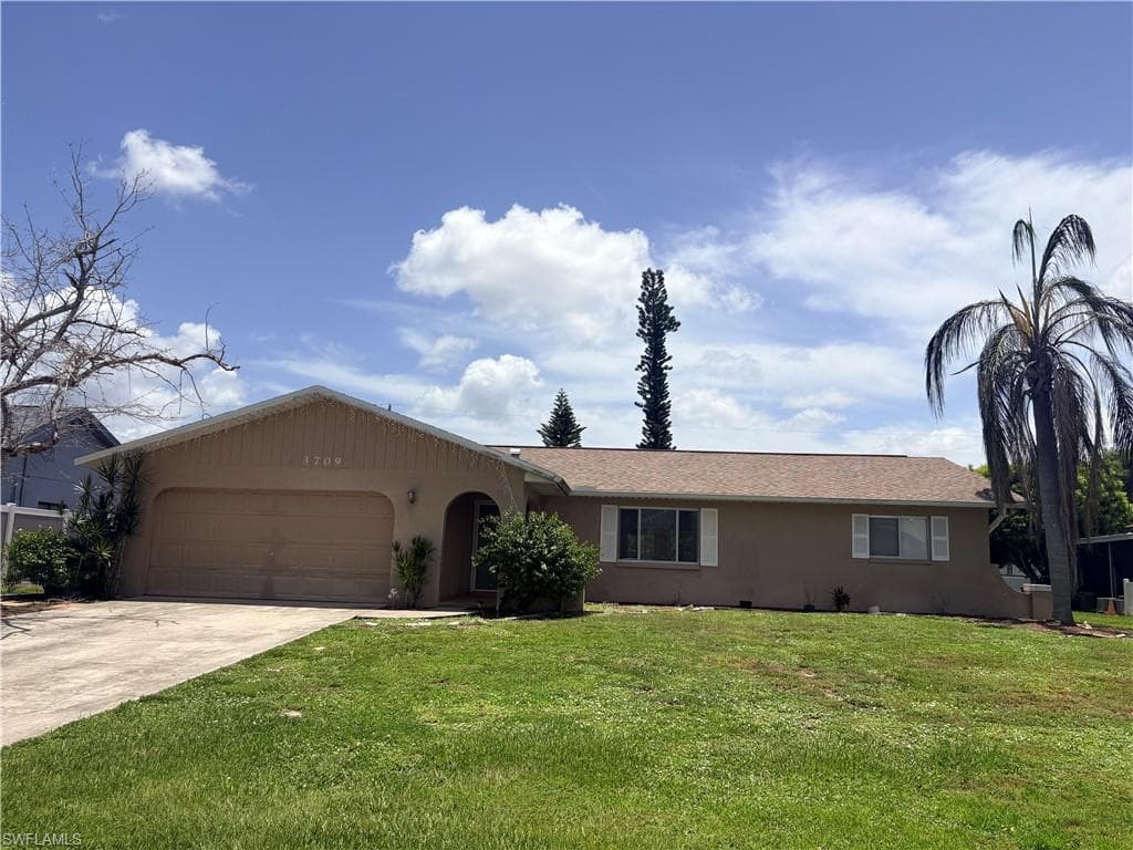 3709 SW 1st PL CAPE CORAL, FL 33914