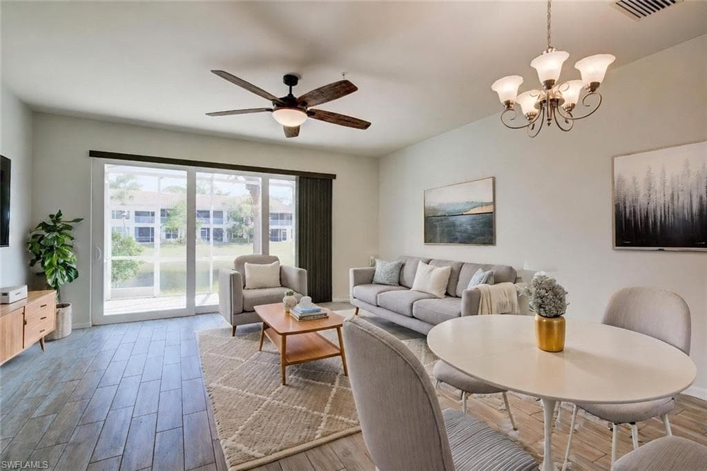 904 Hampton CIR NAPLES, FL 34105