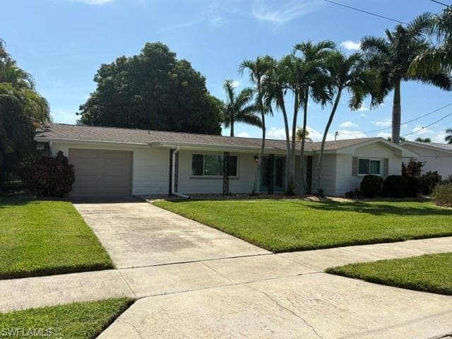 4431 N Pacific CIR NORTH FORT MYERS, FL 33903