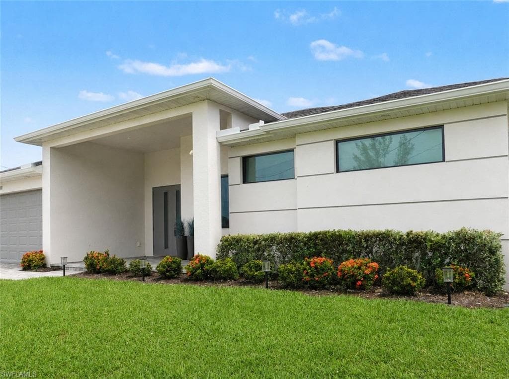 2019 SW 28th LN CAPE CORAL, FL 33914