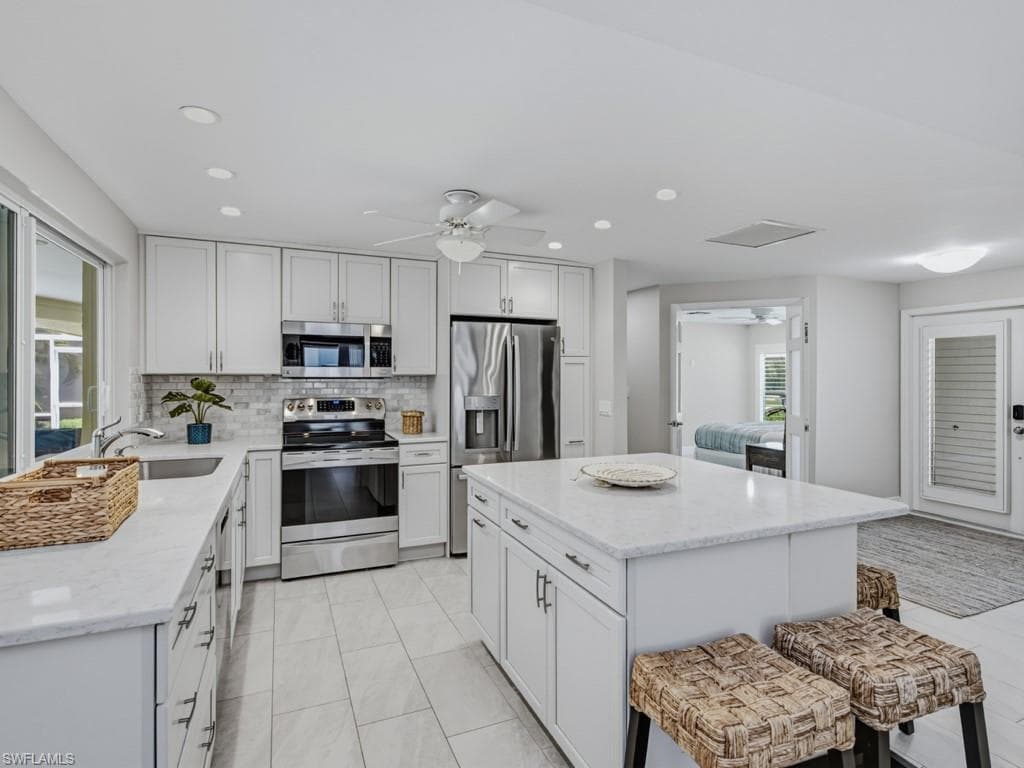 306 Colonial AVE MARCO ISLAND, FL 34145