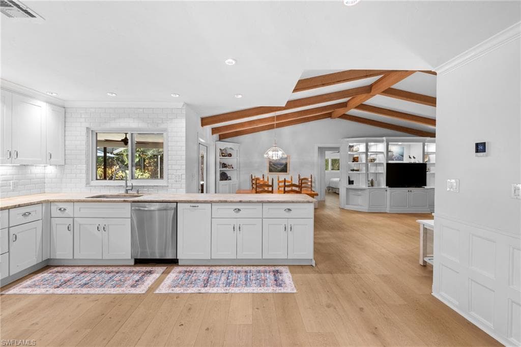 9715 Winchester Wood NAPLES, FL 34109