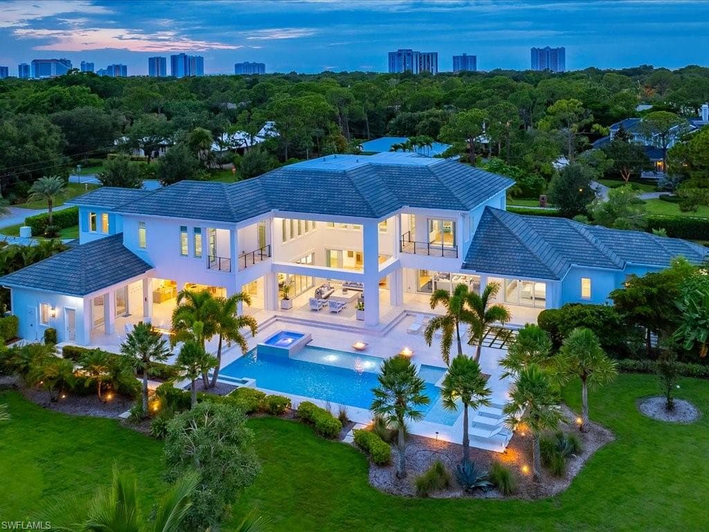 188 WEST ST NAPLES, FL 34108