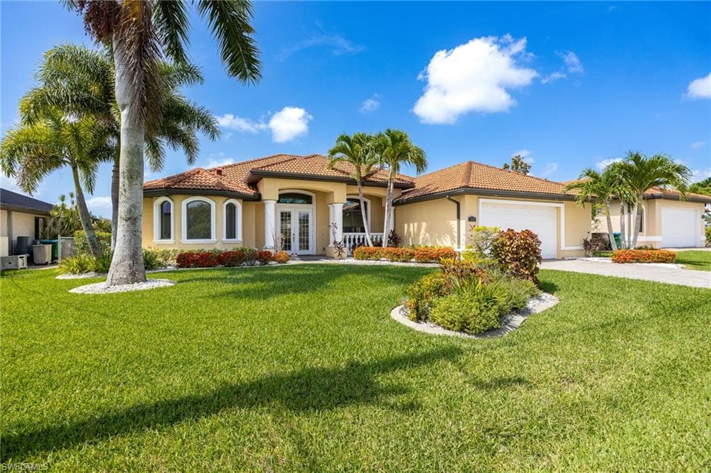 310 SE 30th TER CAPE CORAL, FL 33904