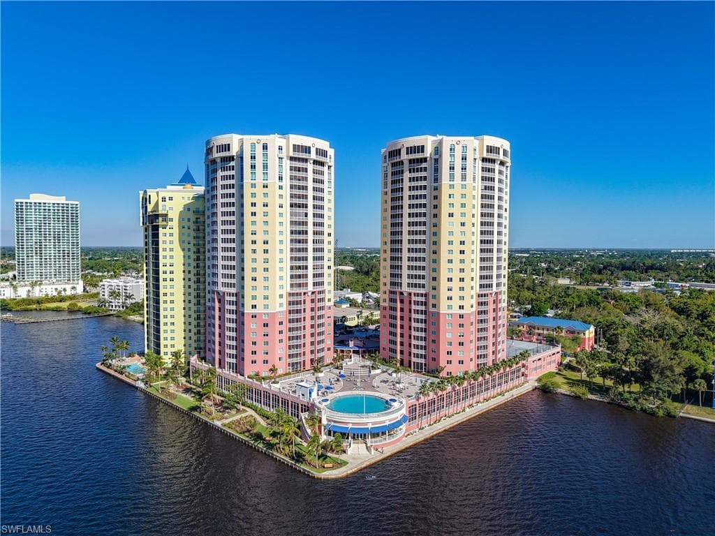 2745 1st ST 1106 FORT MYERS, FL 33916