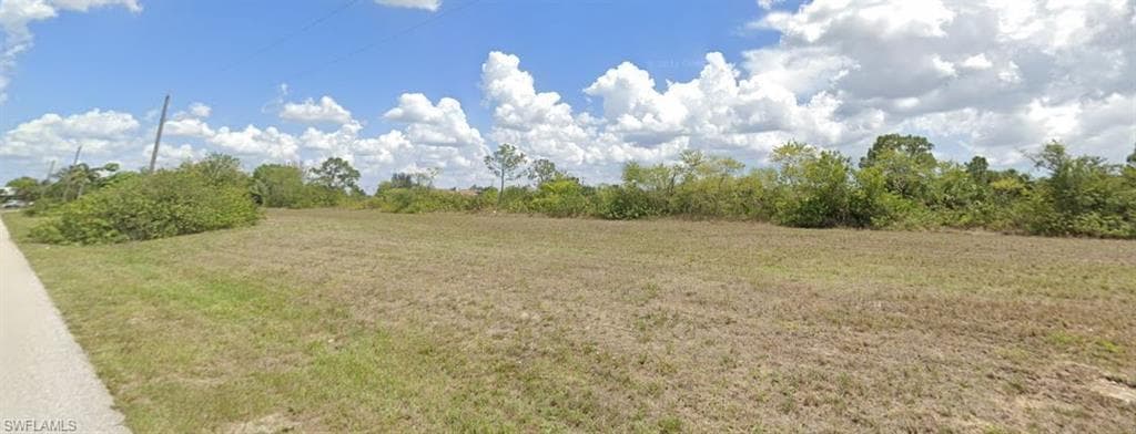 1806 NE 23rd TER CAPE CORAL, FL 33909
