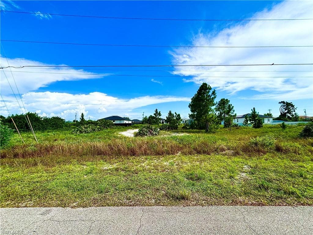 3215 32nd ST SW LEHIGH ACRES, FL 33976