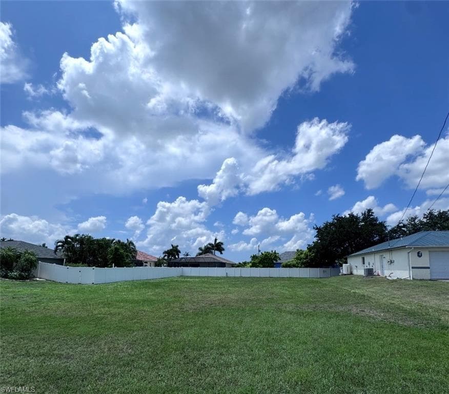 1810 SW 27th ST CAPE CORAL, FL 33914