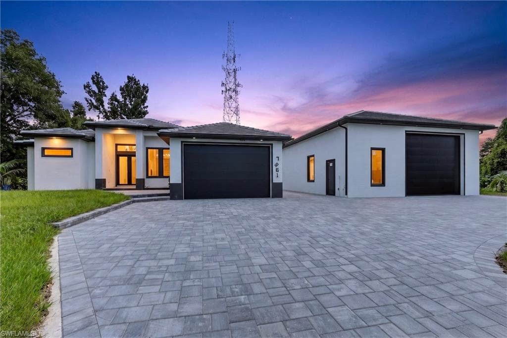 7961 Bartholomew DR NORTH FORT MYERS, FL 33917