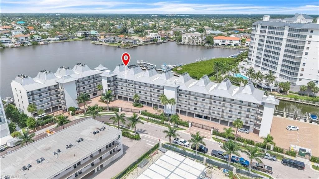 271 Southbay DR 241 NAPLES, FL 34108
