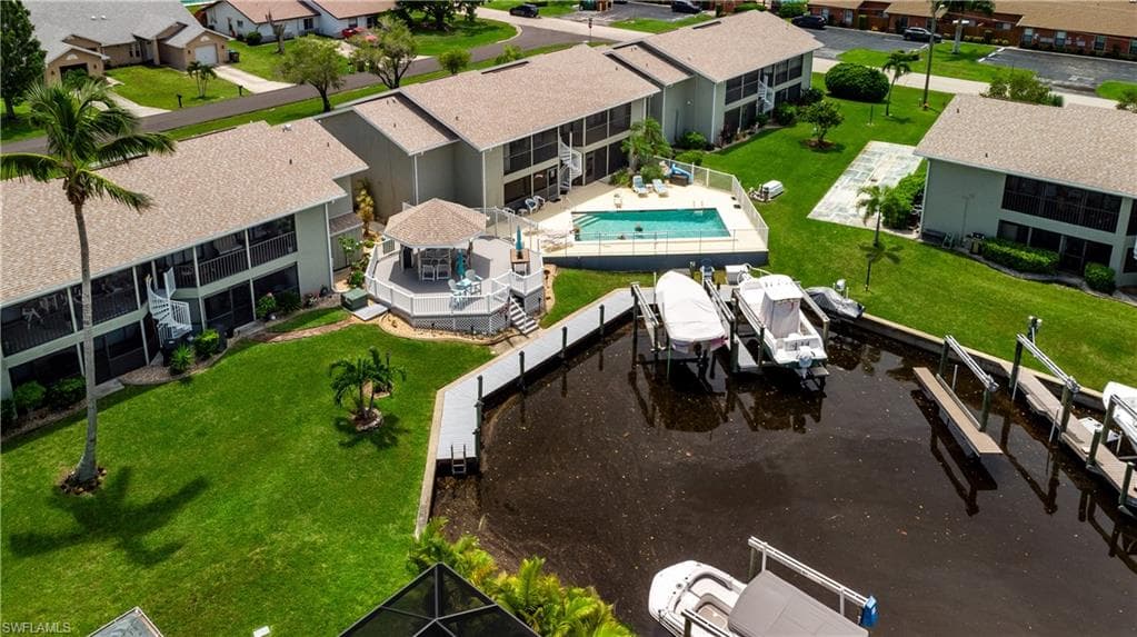4708 SW 8th PL 105 CAPE CORAL, FL 33914