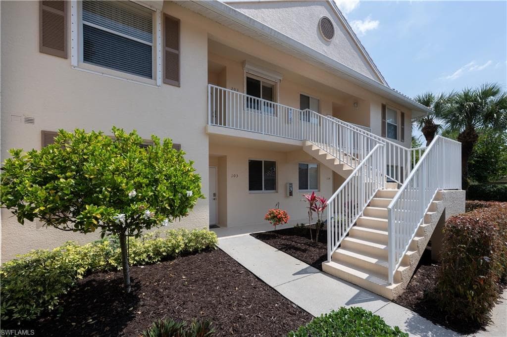 431 Valerie WAY 103 NAPLES, FL 34104