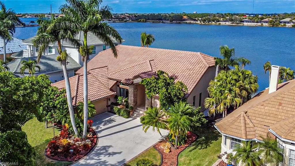 5160 Harborage DR FORT MYERS, FL 33908