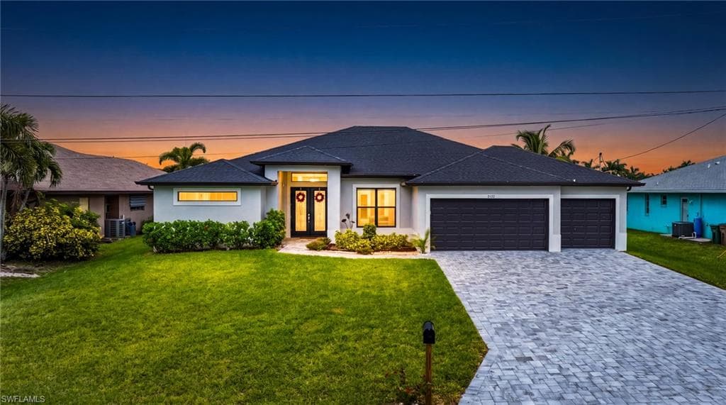 2132 SW 28th LN CAPE CORAL, FL 33914
