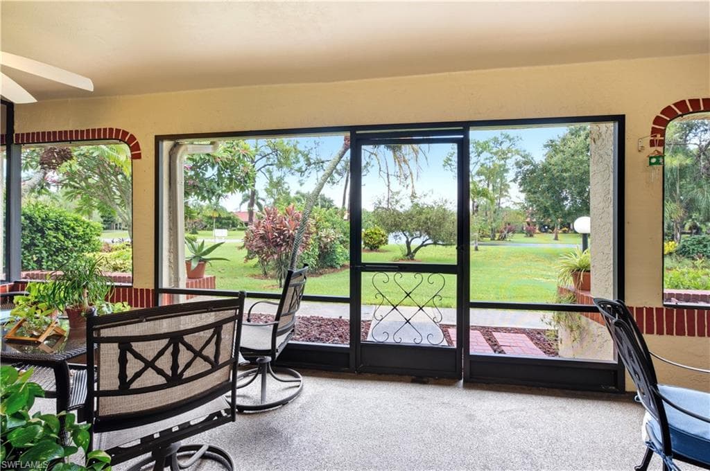 2041 Pine Isle LN 2041 NAPLES, FL 34112