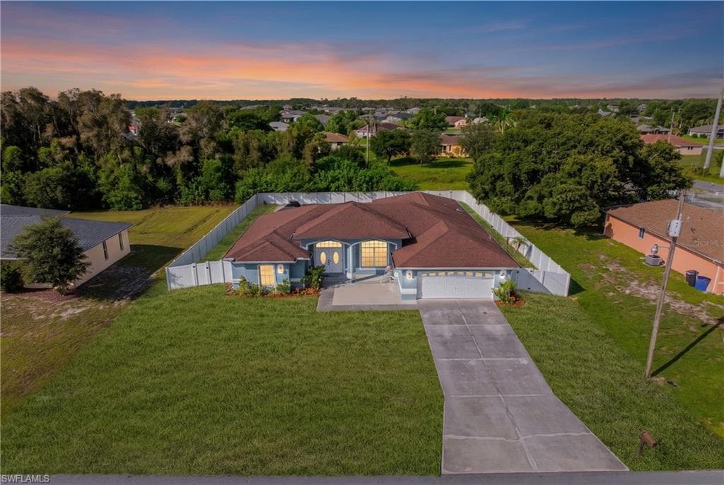 775 Arundel CIR FORT MYERS, FL 33913