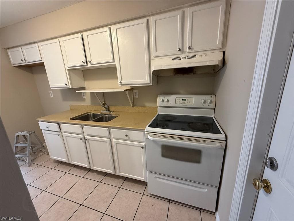 5645 6th AVE B FORT MYERS, FL 33907