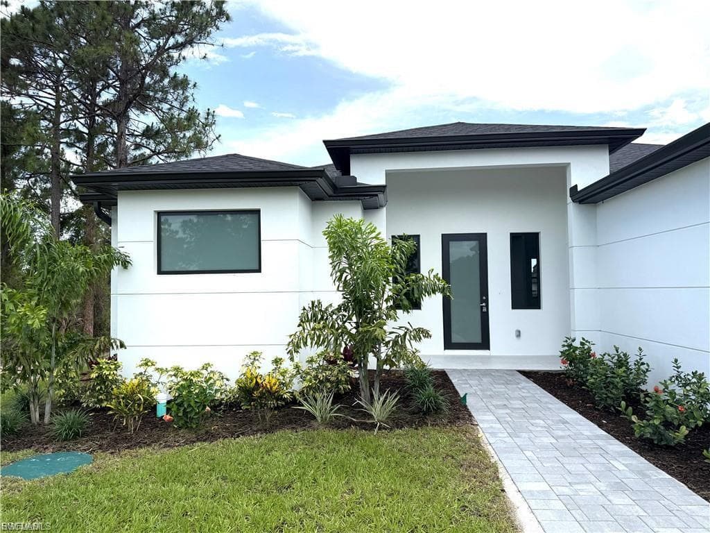 1134 Holmes AVE S LEHIGH ACRES, FL 33974
