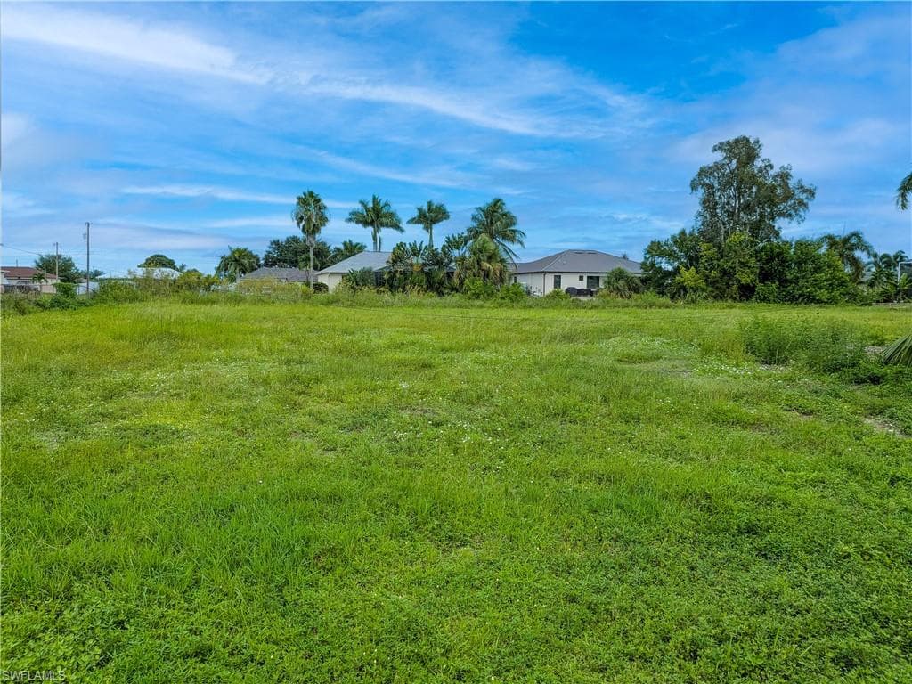 1332 NE 21st AVE CAPE CORAL, FL 33909