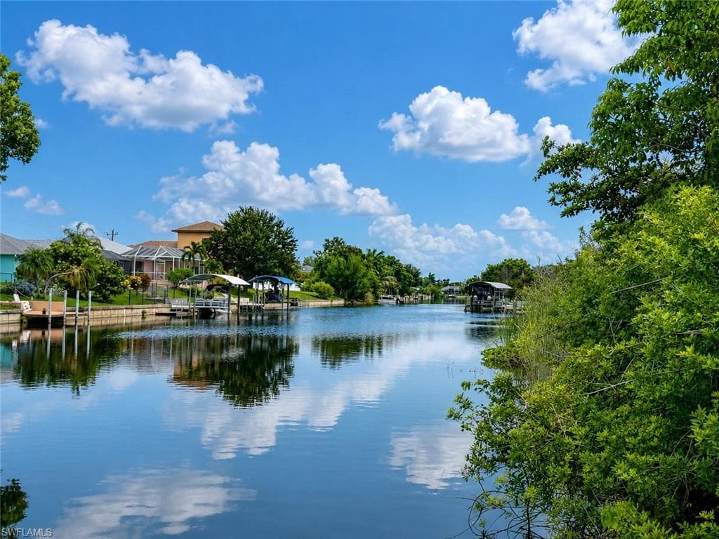 2 NE 13th AVE CAPE CORAL, FL 33909