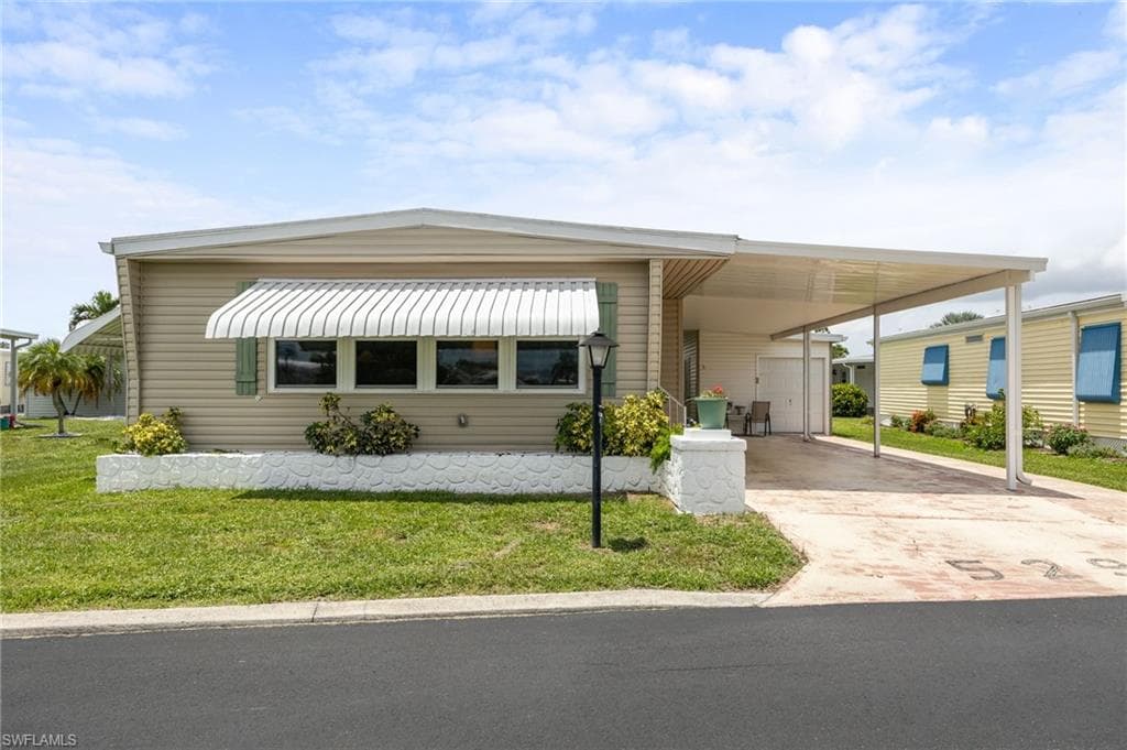 529 Palmer BLVD NORTH FORT MYERS, FL 33903