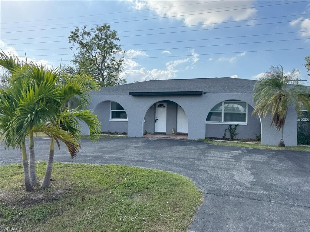 4402-4404 Santa Barbara BLVD CAPE CORAL, FL 33914