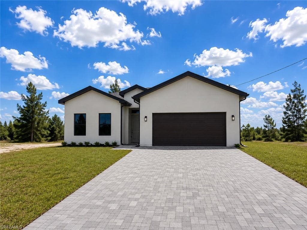 2545 22nd PL CAPE CORAL, FL 33993