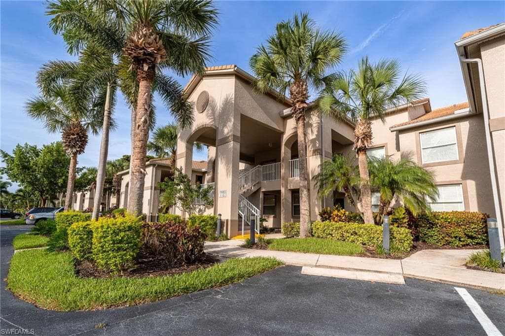 19980 Barletta LN 923 ESTERO, FL 33928