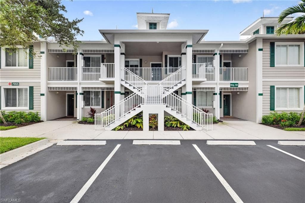 7955 Mahogany Run LN 514 NAPLES, FL 34113
