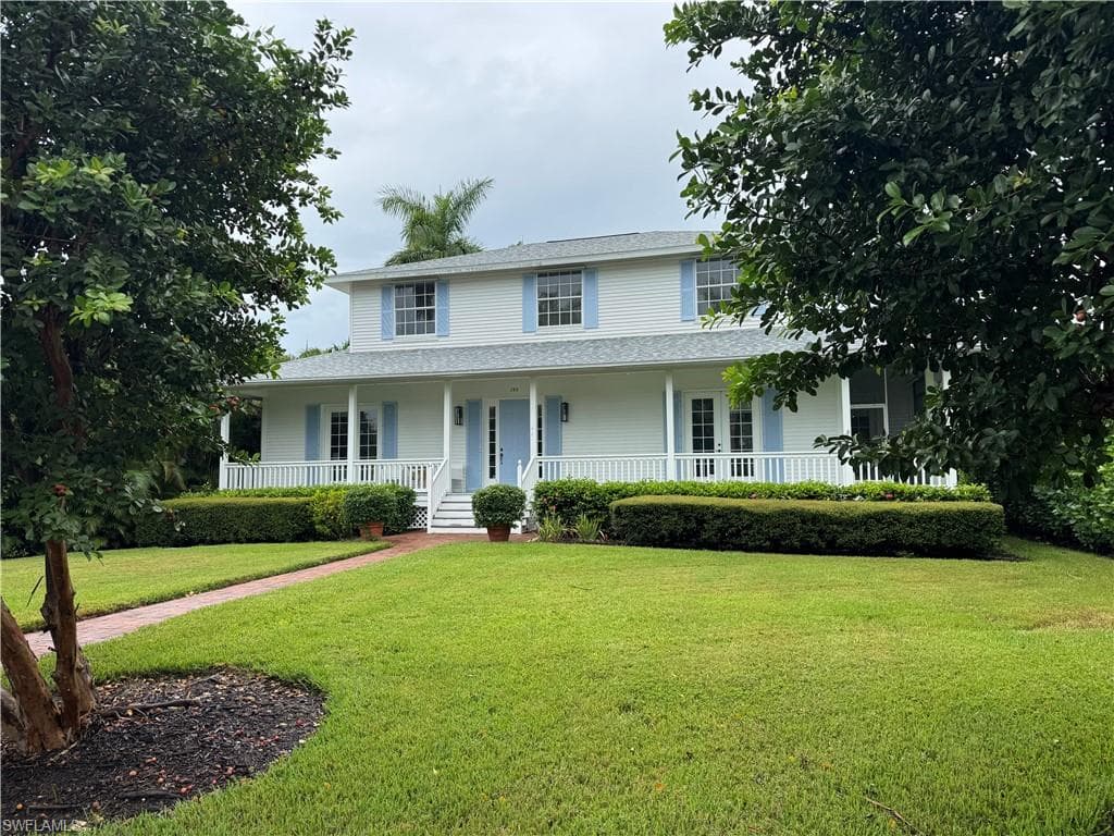 155 1st AVE S NAPLES, FL 34102
