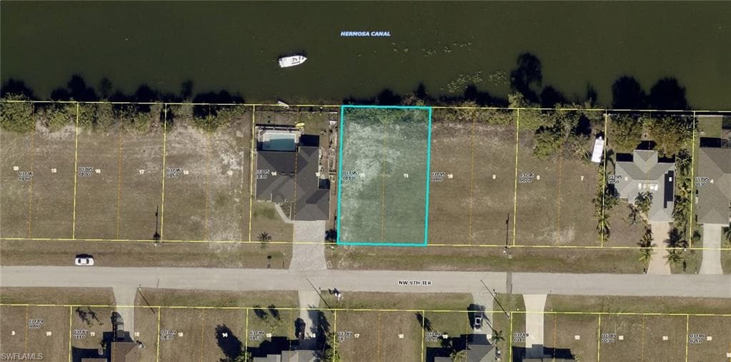 2021 NW 9th TER CAPE CORAL, FL 33993