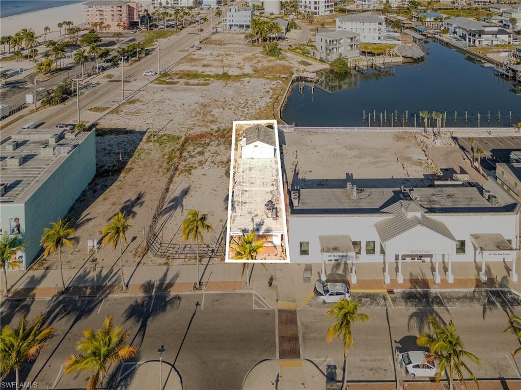 185 Old San Carlos BLVD FORT MYERS BEACH, FL 33931