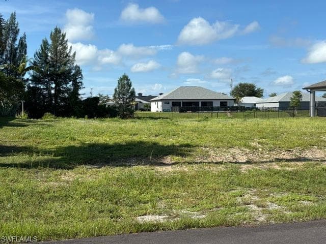 212 NE 9th ST CAPE CORAL, FL 33909