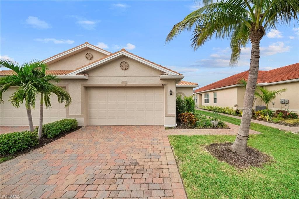 4177 bloomfield ST FORT MYERS, FL 33916