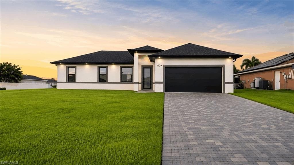 1739 NW 19th ST CAPE CORAL, FL 33993
