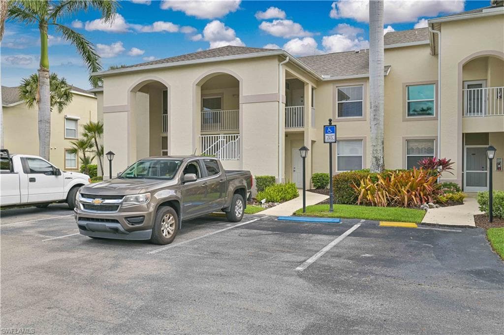 21341 Lancaster RUN 422 ESTERO, FL 33928