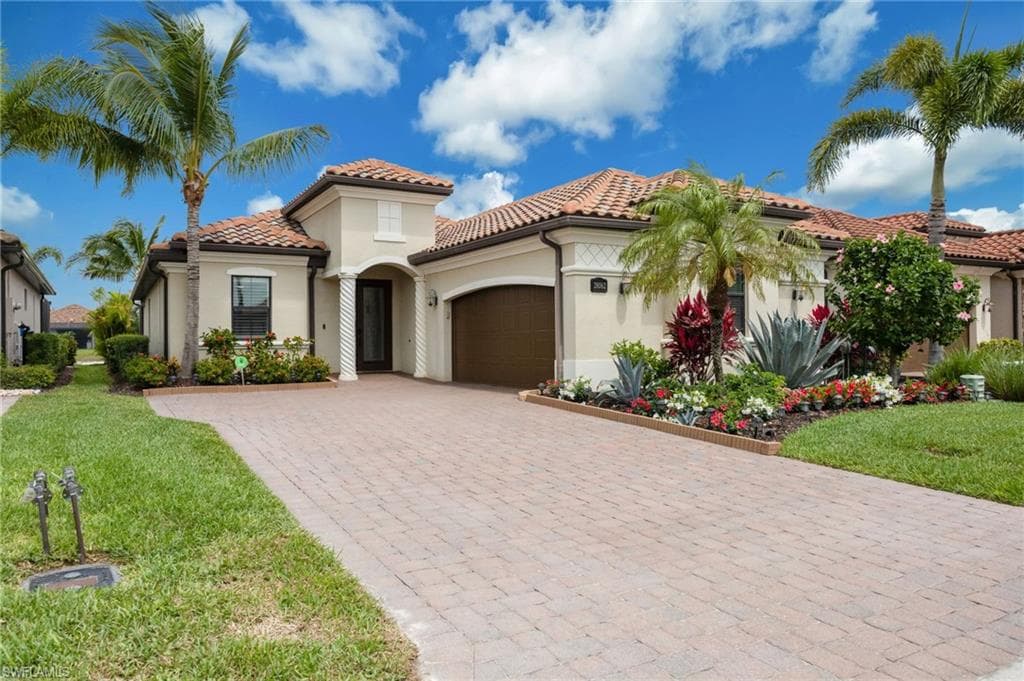 28062 Edenderry CT BONITA SPRINGS, FL 34135