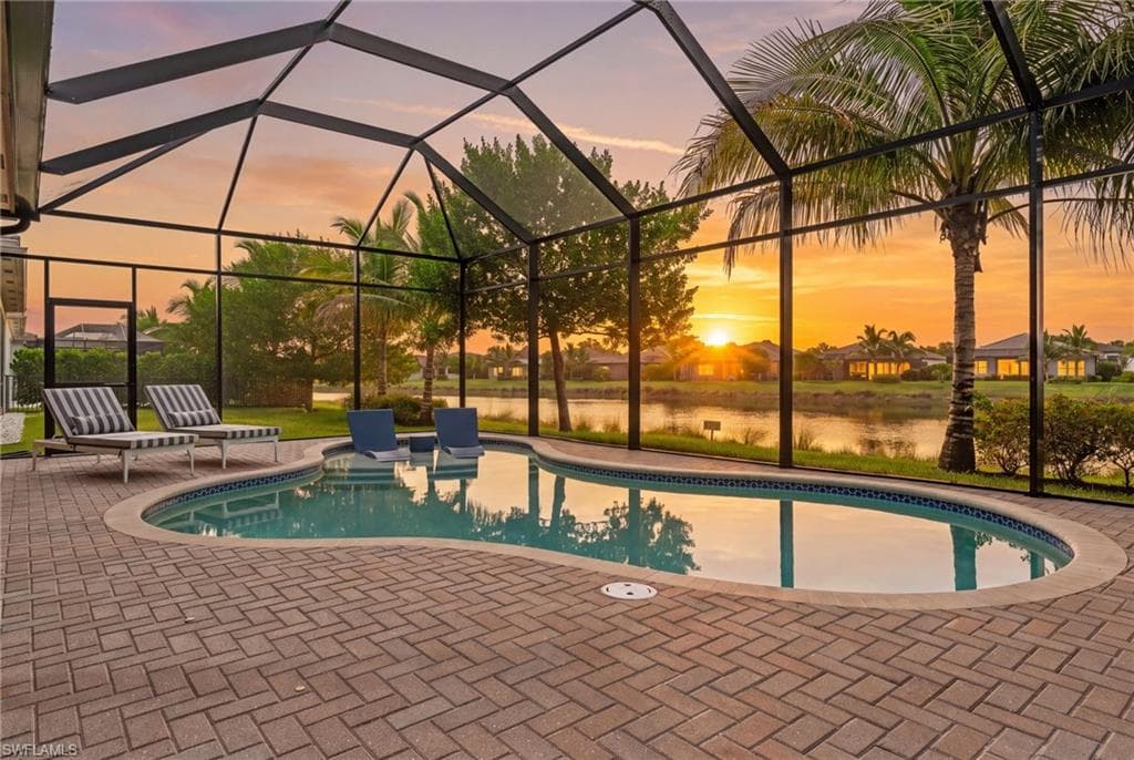 11523 Jacaranda DR NAPLES, FL 34120