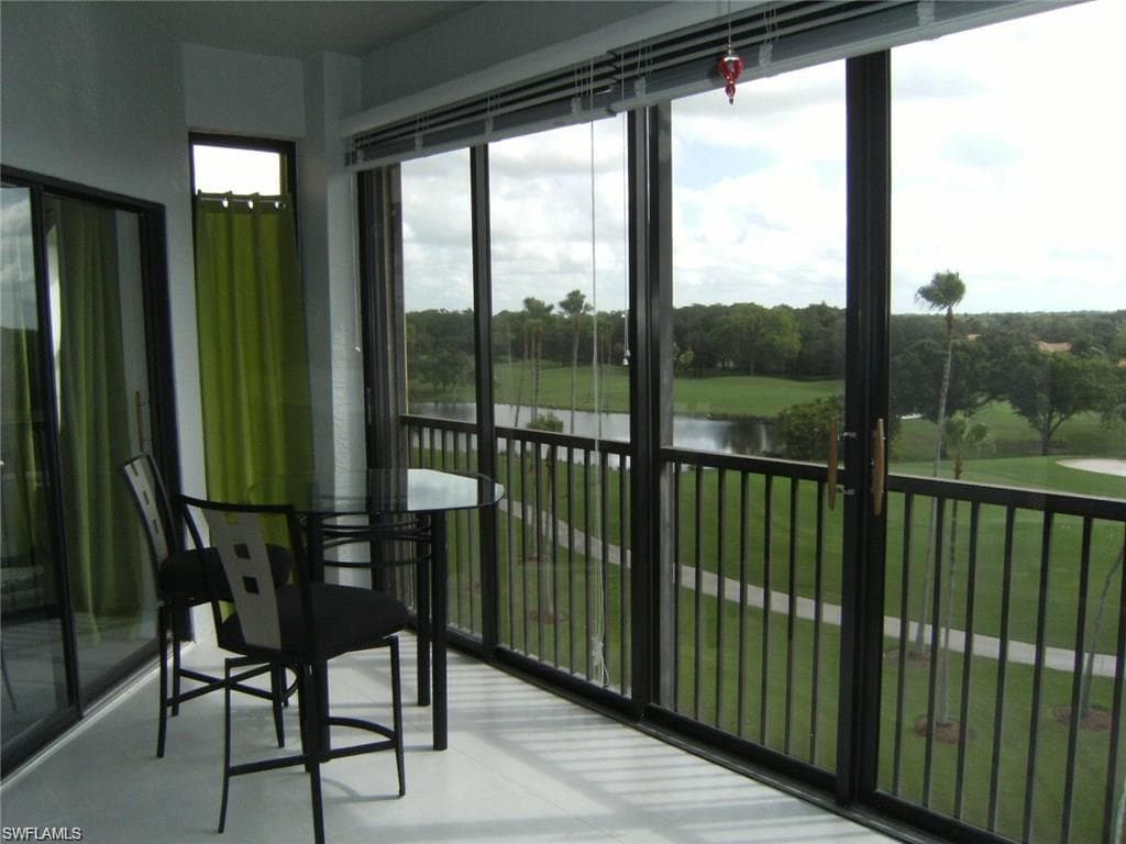 230 Vintage CIR 504 NAPLES, FL 34119