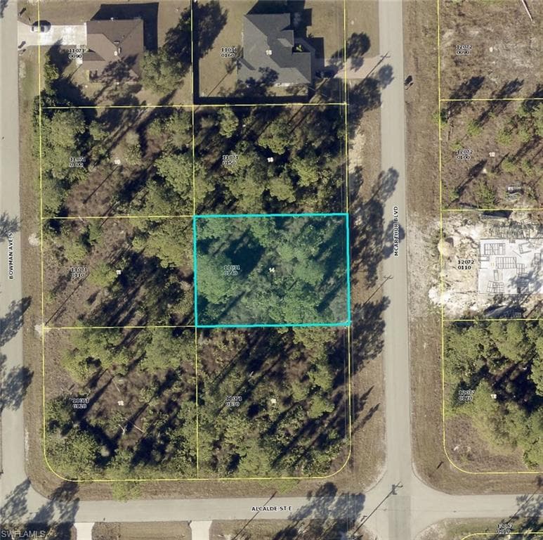 242 McArthur BLVD LEHIGH ACRES, FL 33974